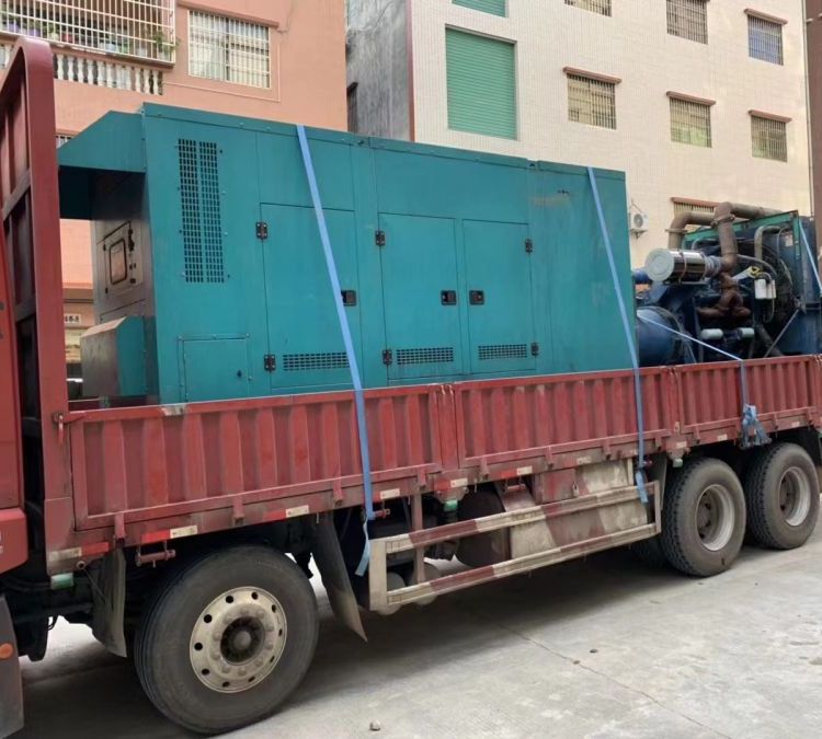 关岭如何在不同负载率下确保 400KW 柴油发电机组的正常运行？