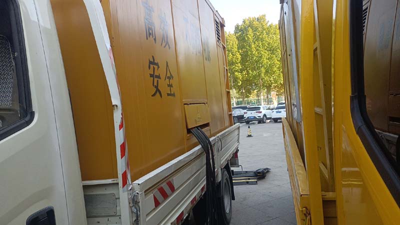 关岭如何判断柴油发电机组和UPS电源的切换时间是否符合要求？